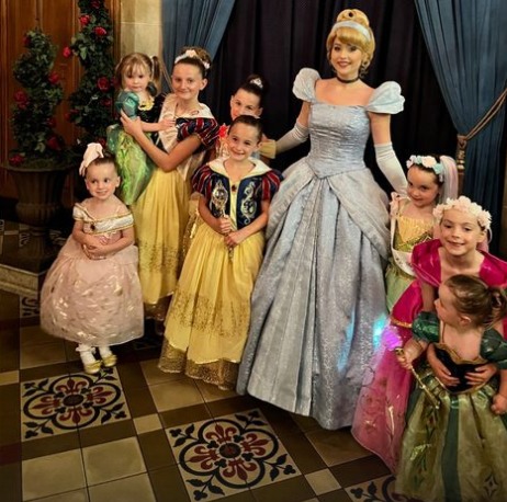 The girls also got to meet Cinderella herself at Cinderella's Royal Table restaurant