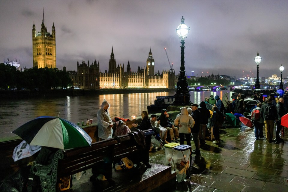 People from all over the world have come to London to mourn the Queen