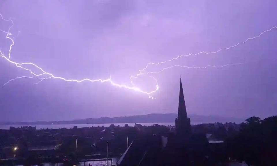 It came as thunder and lightening ripped across the UK on Sunday evening