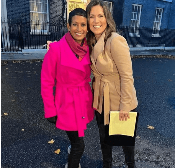 Fans were stunned to see the two rivals posing together