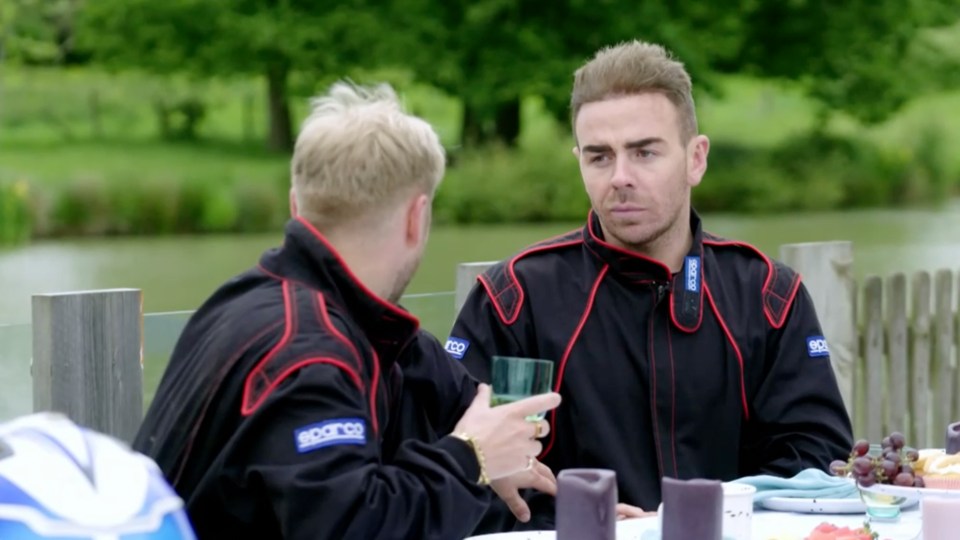 Thomas Hartley issued an apology after he was accused of 'bullying' by his co-star