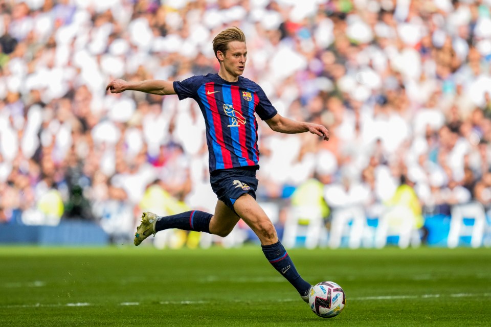 De Jong has hit back at those accusing him of refusing a wage reduction