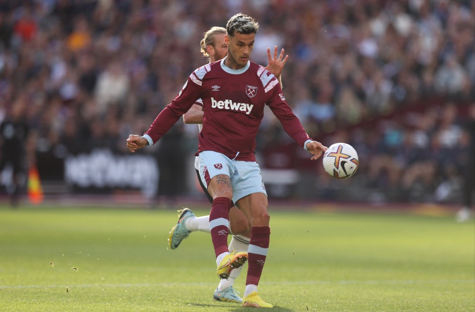 Gianluca Scamacca appeared to handle the ball in the build up to his goal