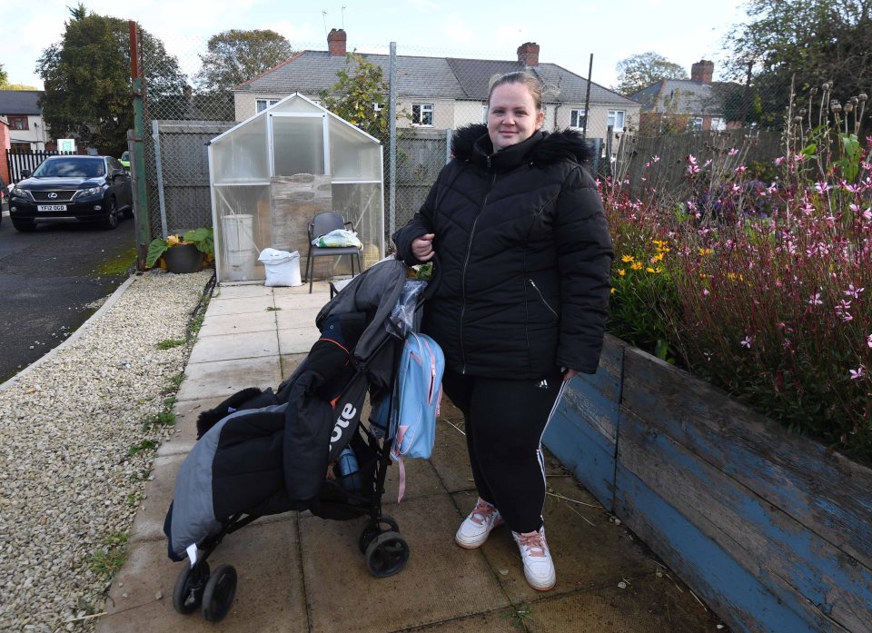 Faye Garland says can barely afford Christmas presents for her kids this year