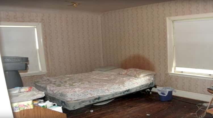 Cops discovered Dahmer's warped photo collection in his apartment