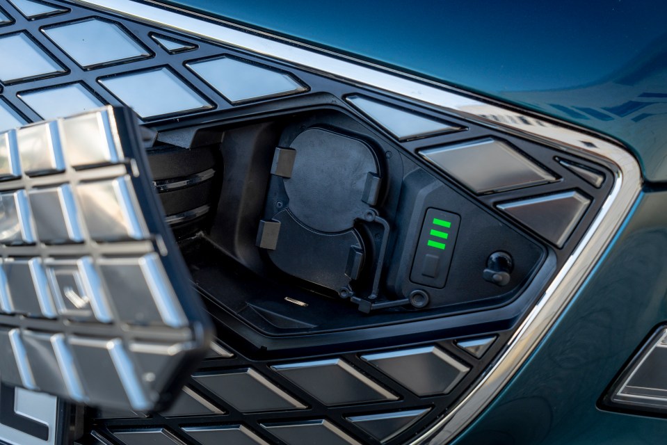 With the right public charger, the G80 will go from a 10-80% charge in just 21 minutes