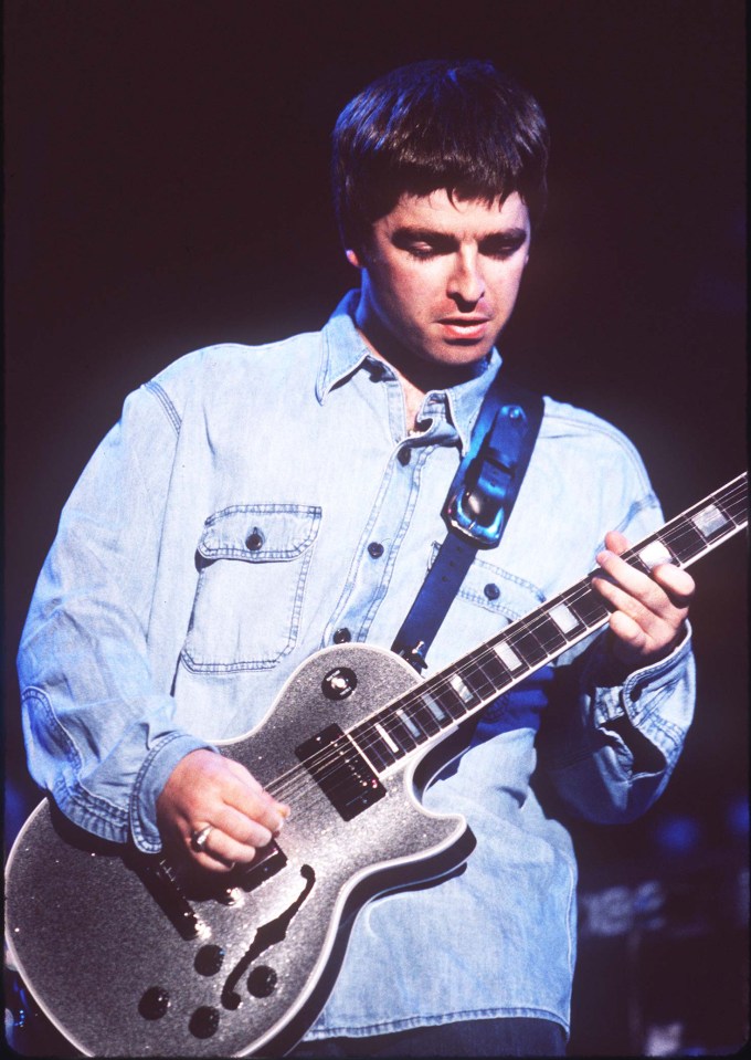 The 'silver sparkle' guitar Noel Gallagher played could fetch as much as half a million pounds at auction