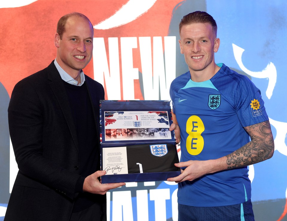 Jordan Pickford takes the number one jersey