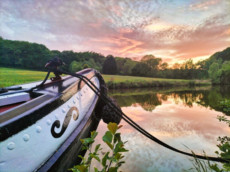 Elizabeth also publishes a YouTube series about life on the boat