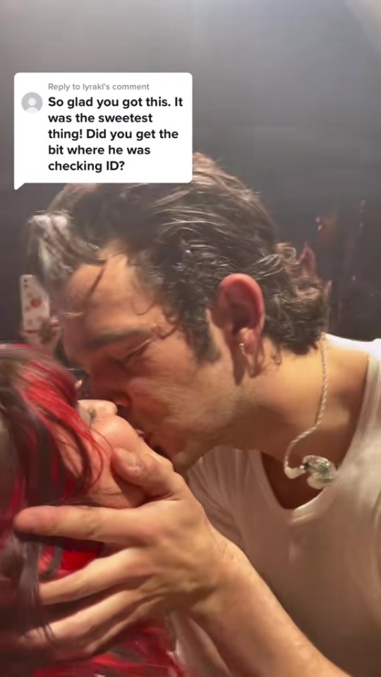 Matt kissed the fan as the crowd screamed around them
