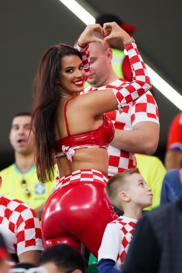 Ivana Knoll has denied she will strip naked if Croatia win the World Cup