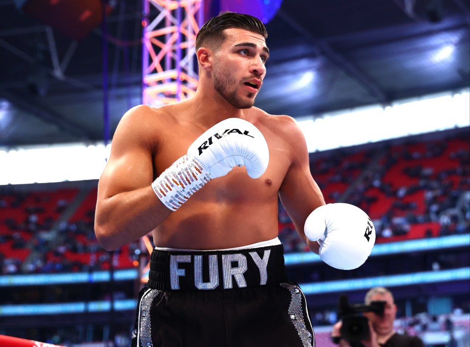 Tommy Fury has been warned he must knockout Jake Paul