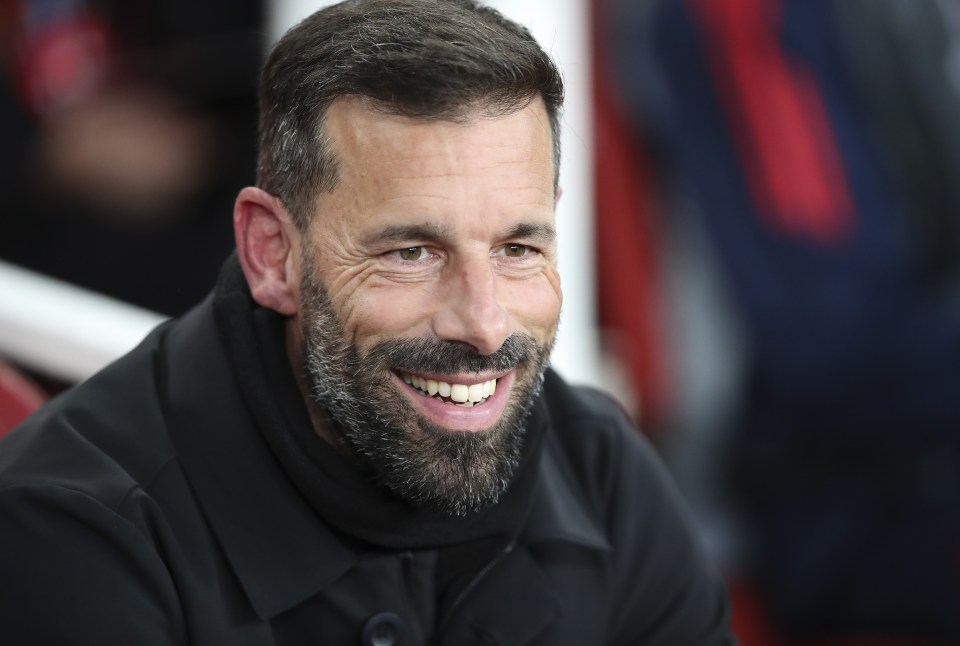 PSV boss Ruud van Nistelrooy won't stand in Gakpo's way should the club receive a suitable offer