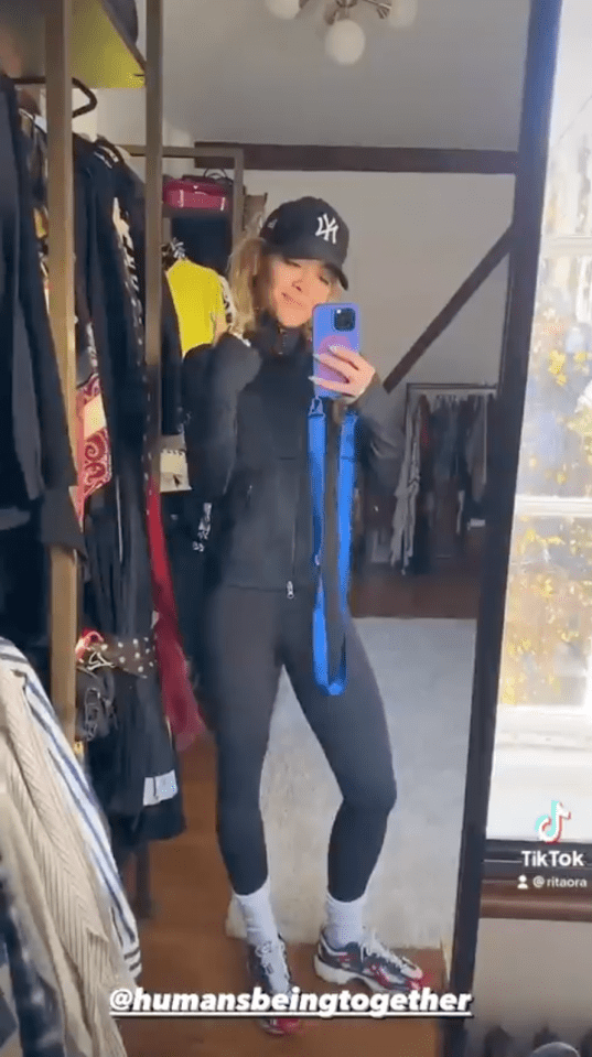 She posed in her gym gear after showing fans her morning routine