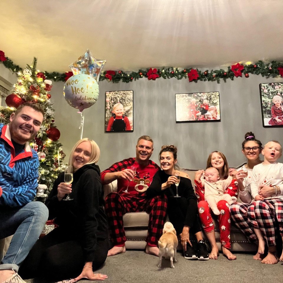 Kym thanked her family for supporting her