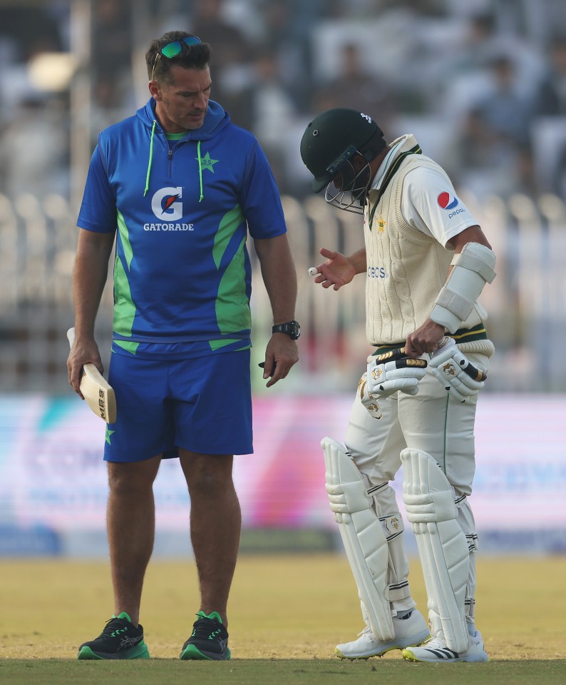 Azhar Ali retired hurt after taking a ball to his finger