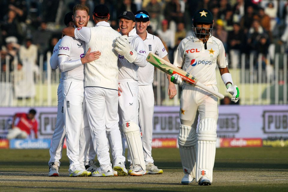 England are hopeful of bowling Pakistan out on Day Five