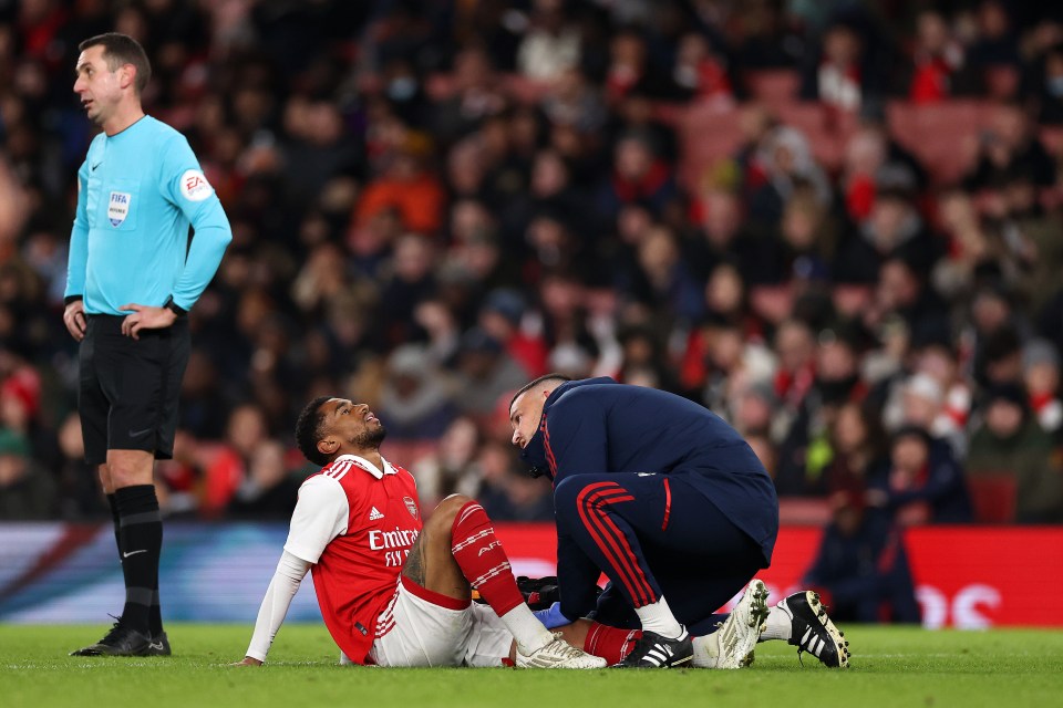Reiss Nelson appeared to pick up an injury in another blow for the Gunners