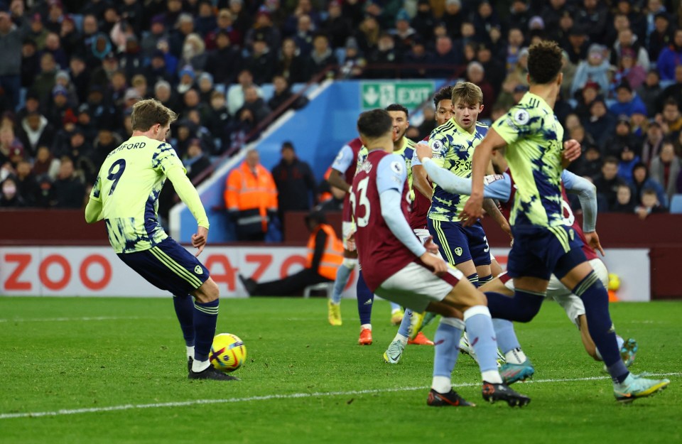 Substitute Patrick Bamford pulled one back for Leeds late on