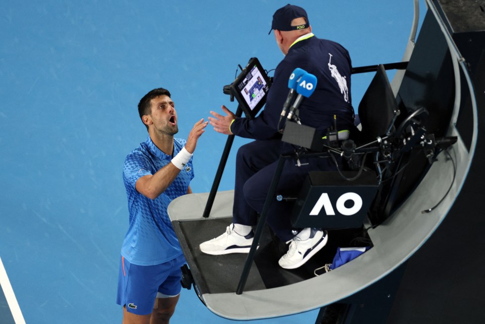 Novak Djokovic furiously asked Fergus Murphy to eject the hecklers