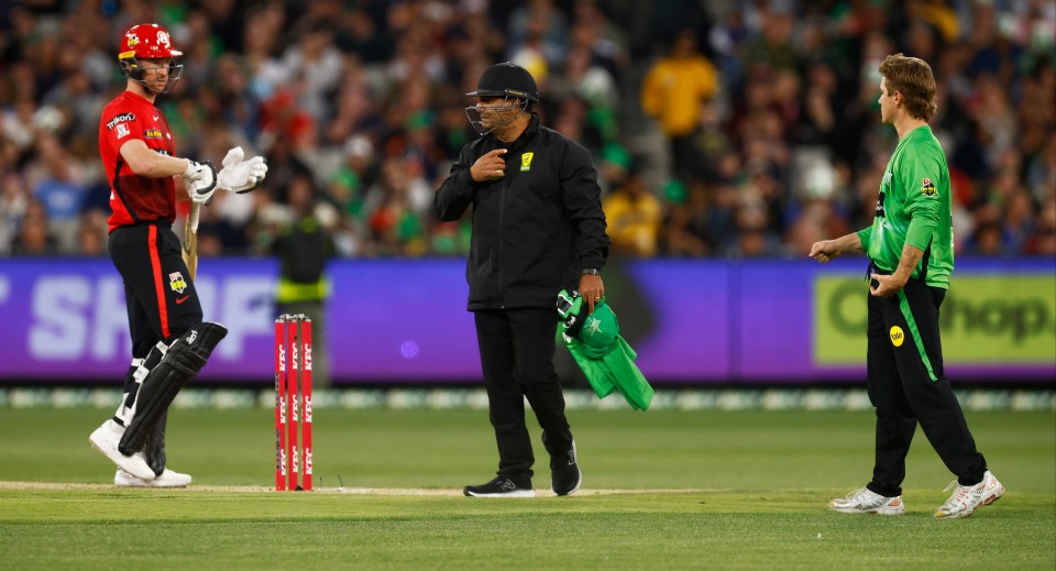 The umpire was initially unsure whether it was a fair Mankad dismissal