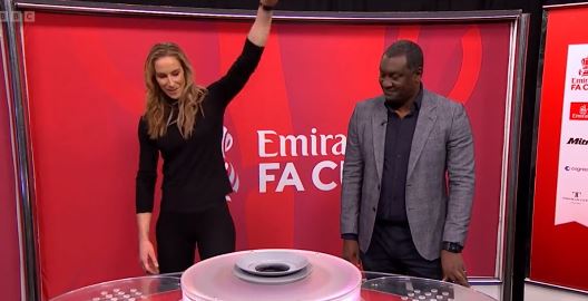 Karen Bardsley recreated Rod Stewart's iconic Scottish Cup draw