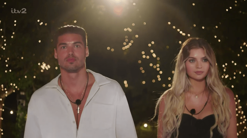 Ellie entered the villa alongside fellow bombshell Spencer Wilks