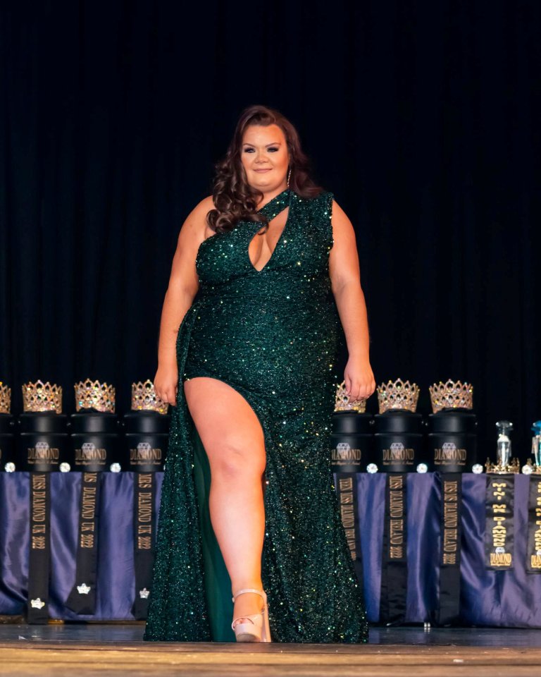 A taxi driver who has found success on stage in beauty pageants won't give up her day job