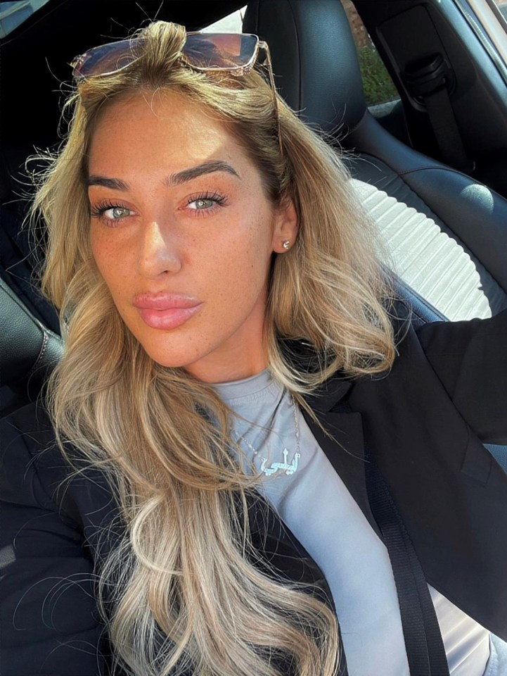 A coroner said pub gun victim Elle Edwards was a 'beautiful young woman' with a bright future