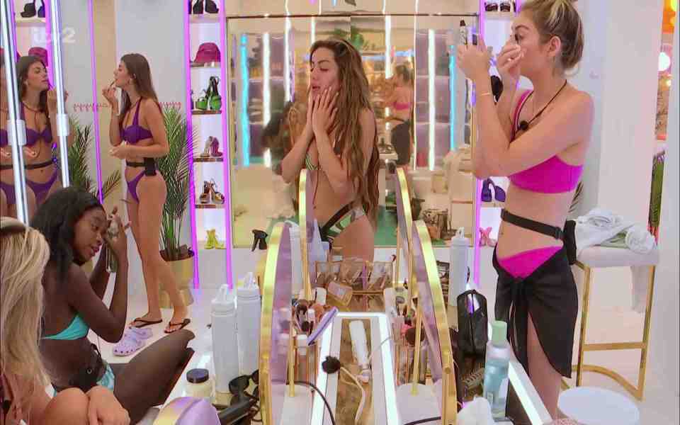 The contestants are now allowed to fake tan unlike previous years