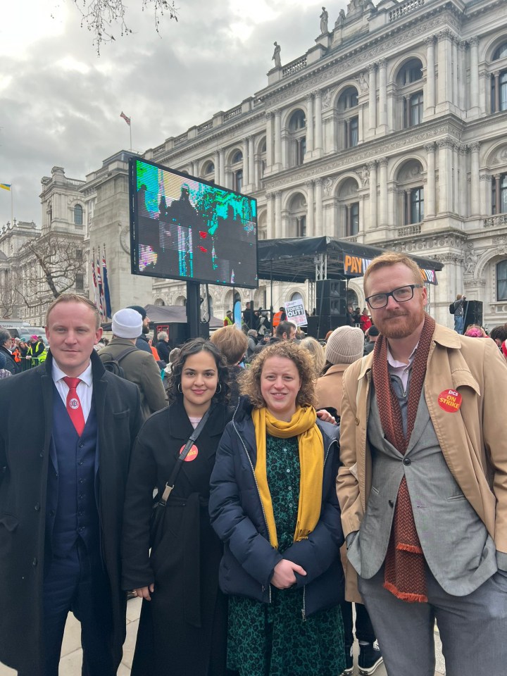 13 Labour MPs joined pickets despite Sir Keir's ban