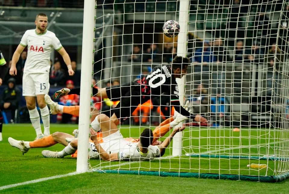 Diaz bundled over the line as hapless Spurs watched on