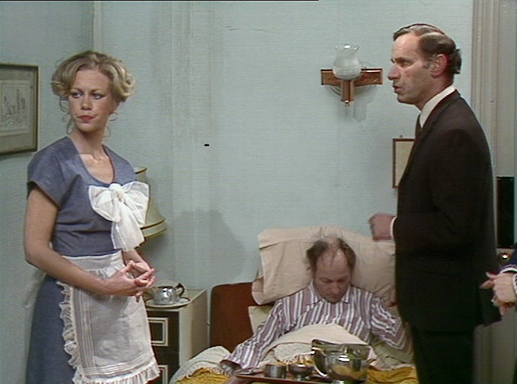 When a guest died in his sleep, Basil had another problem on his hands