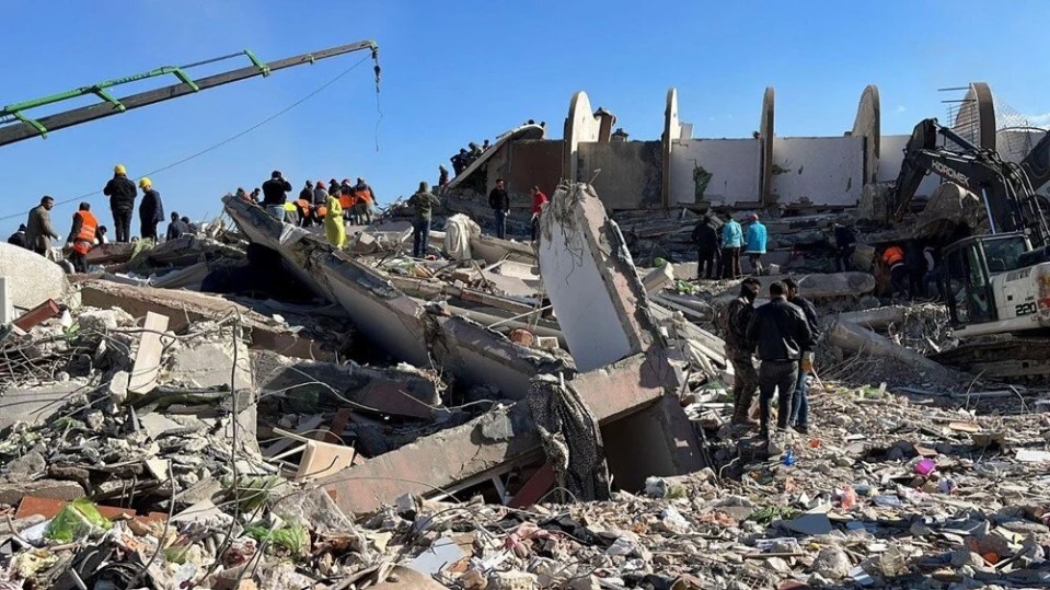 The search continues for survivors, but hope is dwindling