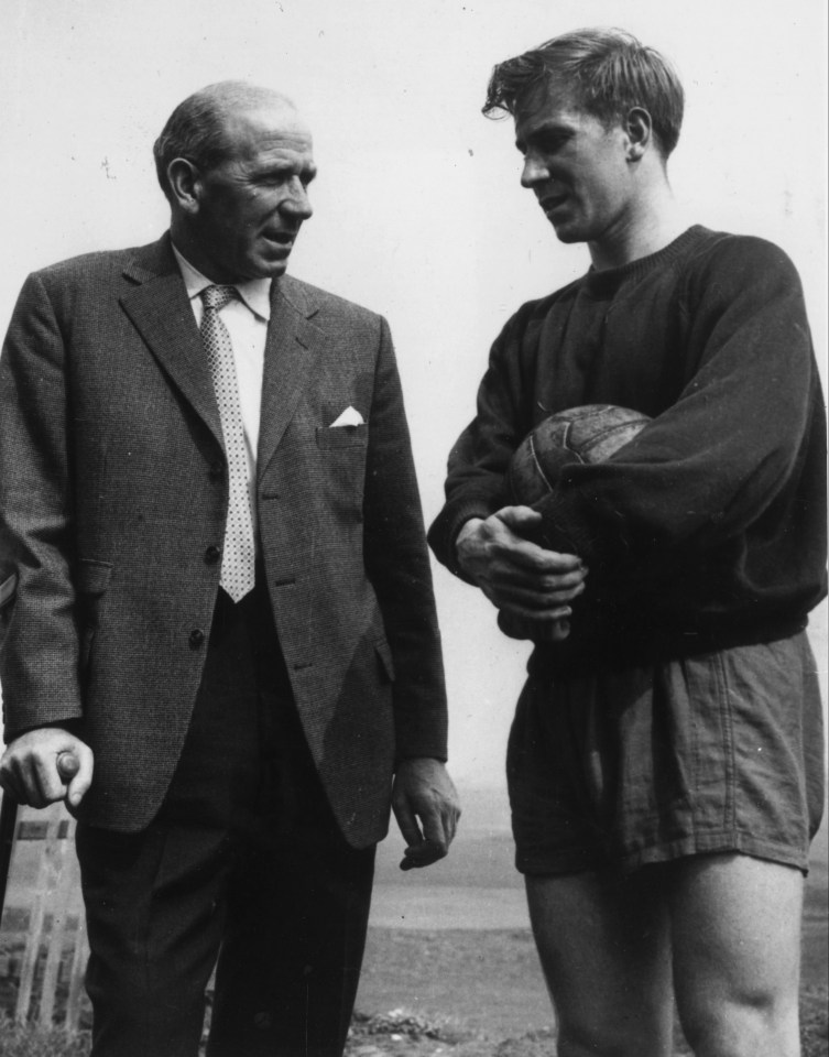 Charlton alongside manager Sir Matt Busby shortly after the Munich crash