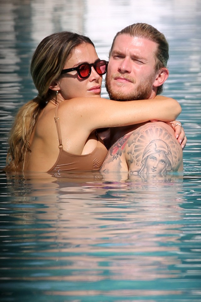 The ex-Liverpool keeper is loved up with Leotta