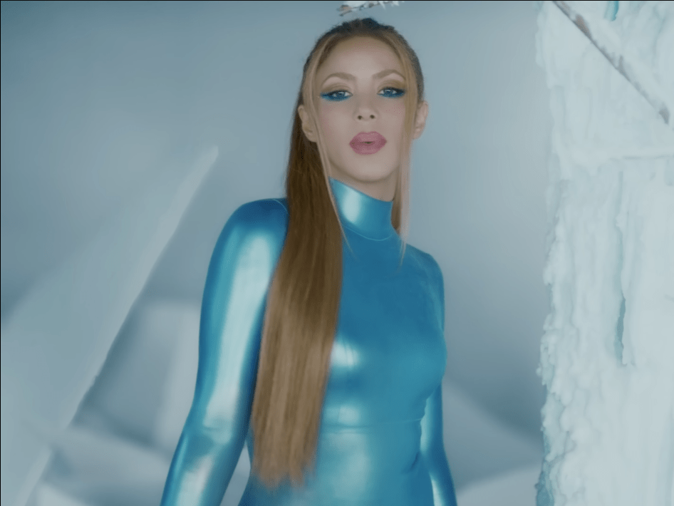 Shakira's skin tight blue dress was gorgeous in the video