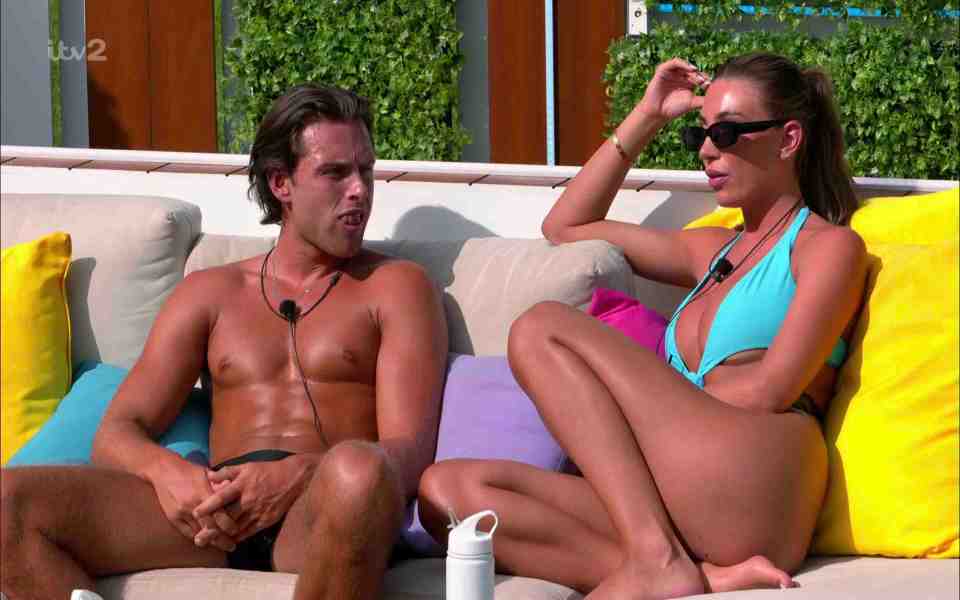 Casey blamed Ron for his rocky patch with girlfriend Rosie