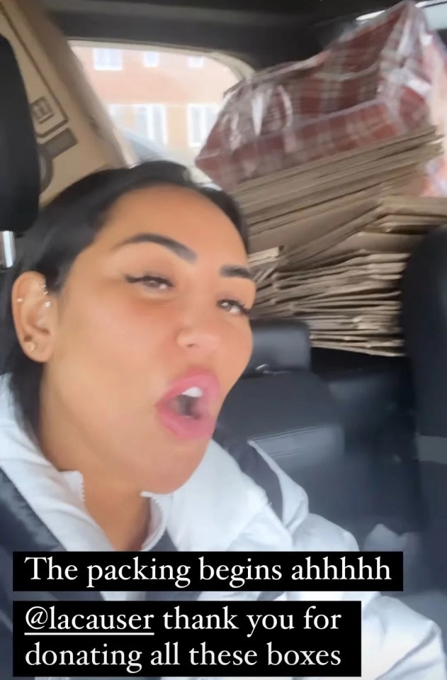 She took to instagram to show off the many stacked cardboard boxes as they prepared to pack up their belongings.
