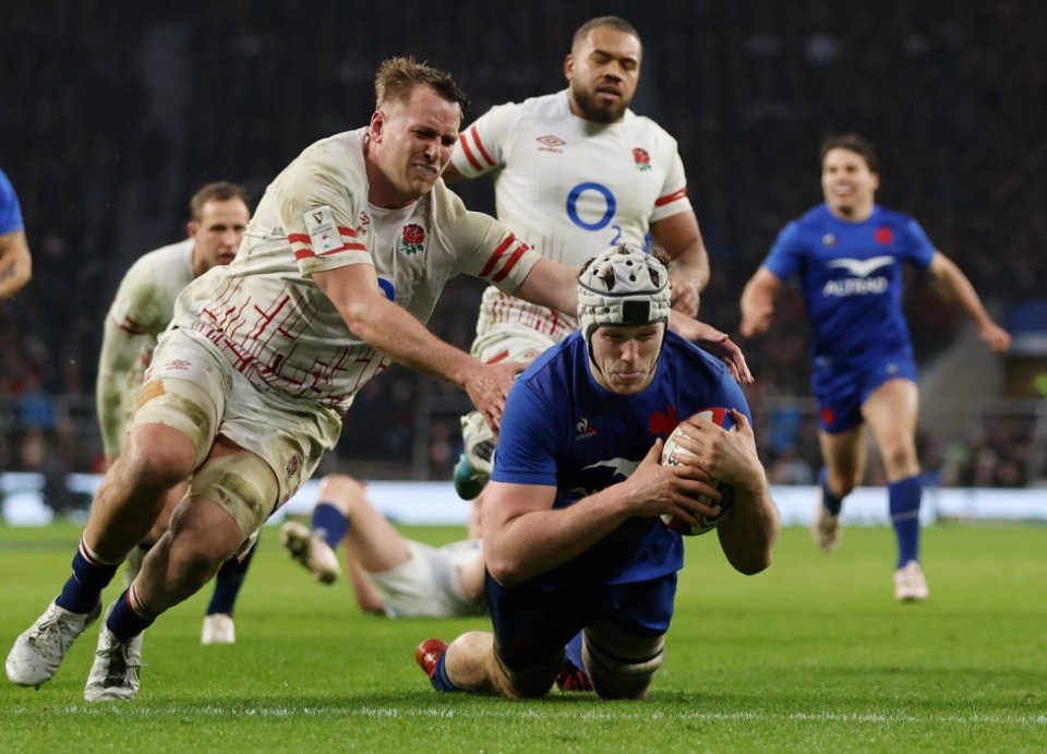 Thibaud Flament of France runs in to score their fourth try during the Guinness Six Nations Rugby match between England and France
