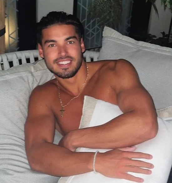 Spencer says he has been bombarded with naked snaps from female fans