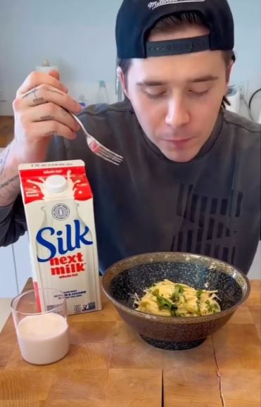 Brooklyn Beckham shared his attempt at making Fettuccine Alfredo