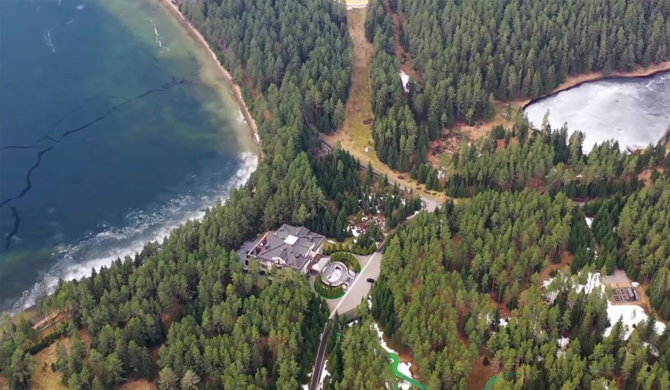 The area of lake nearest to Putin's lavish bolthole has become a no-go zone