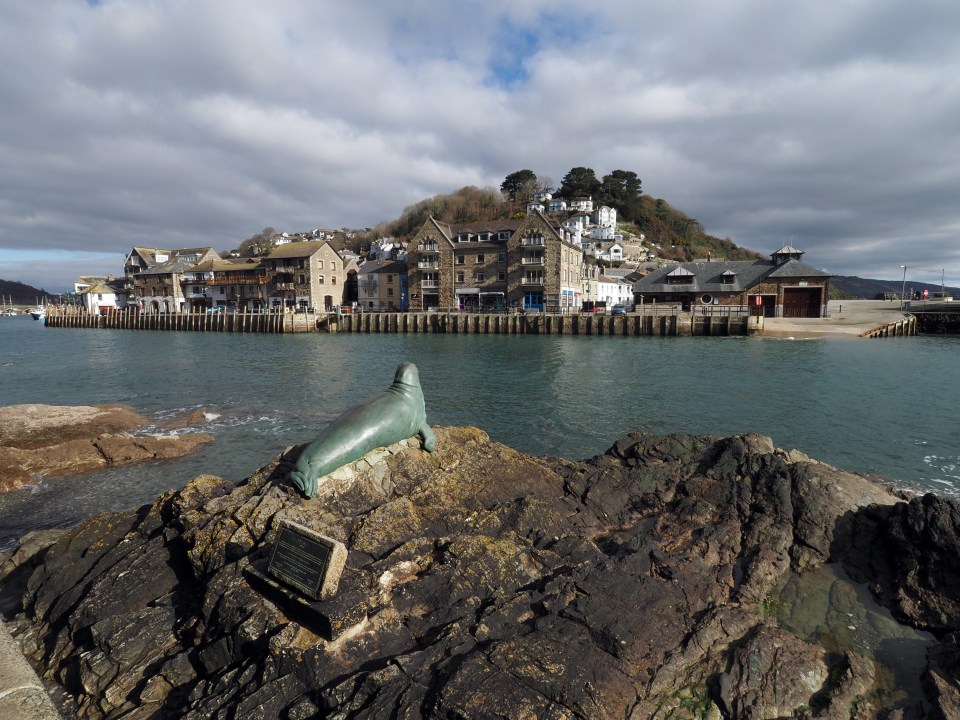 Beyond Paradise is set in the fictional Devon town of Shipton Abbott