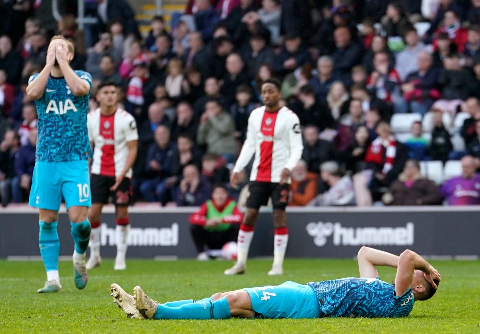 Tottenham collapsed in the final 15 minutes against Southampton to draw 3-3
