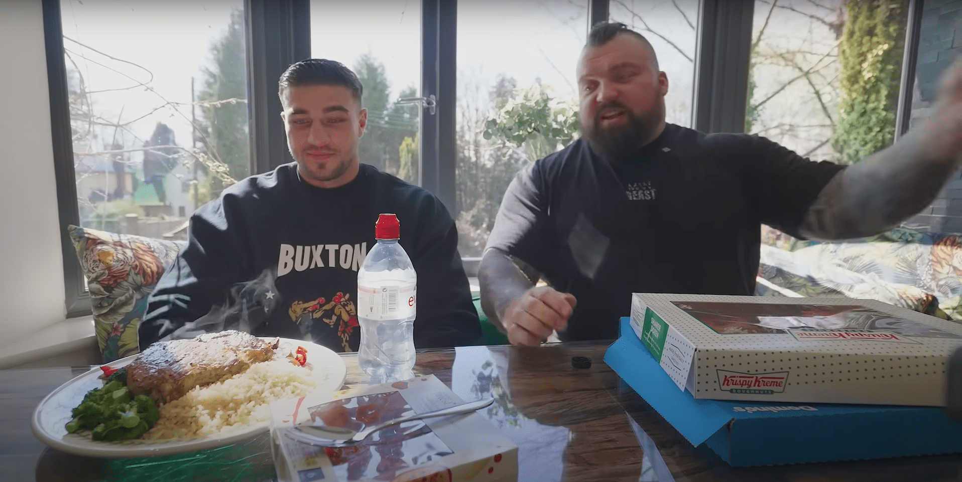 Tommy Fury has a steak, rice and broccoli lunch