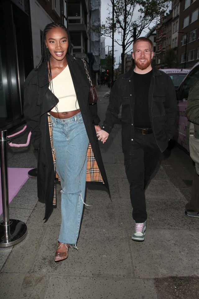 The couple put on a loved-up display
