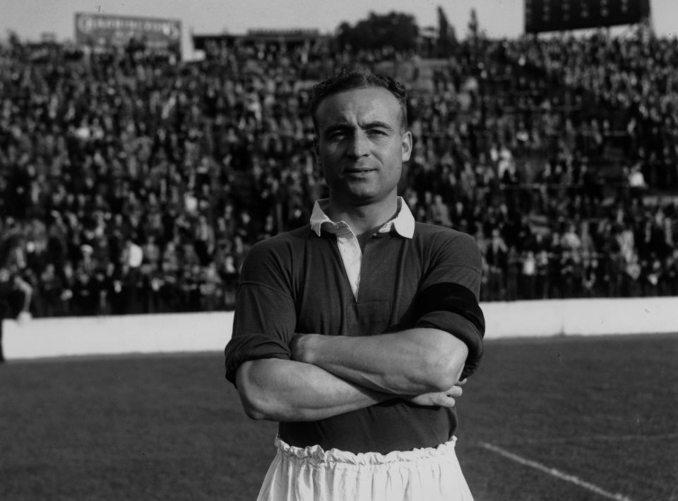 Harry McShane is set to be awarded a posthumous league winners' medal by Man Utd