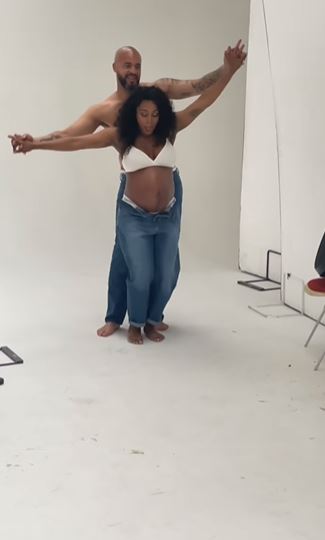 Alexandra was joined by boyfriend Darren Randolph for the shoot