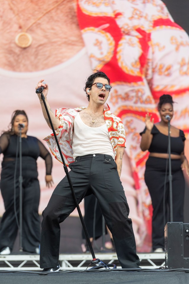 DUNDEE, SCOTLAND - MAY 27: Joe Jonas of Jonas Brothers performs on Radio 1 Stage during BBC Radio 1's Big Weekend 2023 at Camperdown Wildlife Centre on May 27, 2023 in Dundee, Scotland. (Photo by Roberto Ricciuti/Redferns)